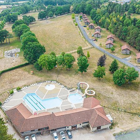 Village De Gites Du Malzieu Le Malzieu-Ville Екстер'єр фото